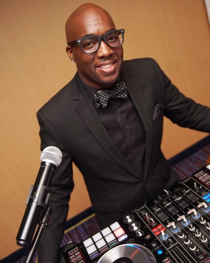 DJ KRAZY T IS THE BEST DJ IN CHARLOTTE.